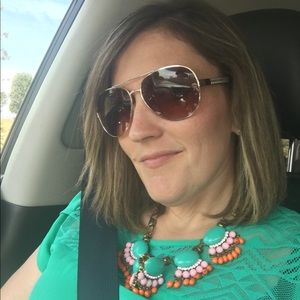 Meet your Posher, Lindsey